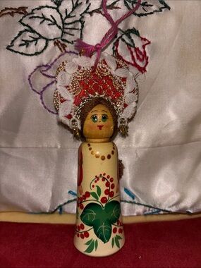 Vintage Russian Doll Ornament!